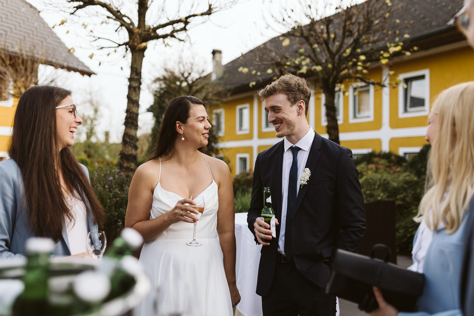 hochzeit der oberhauser kranzing holzhausen ooe indoor herbst hochzeitsreportage hochzeitsfotografin fotografin christiane wolfram 0053