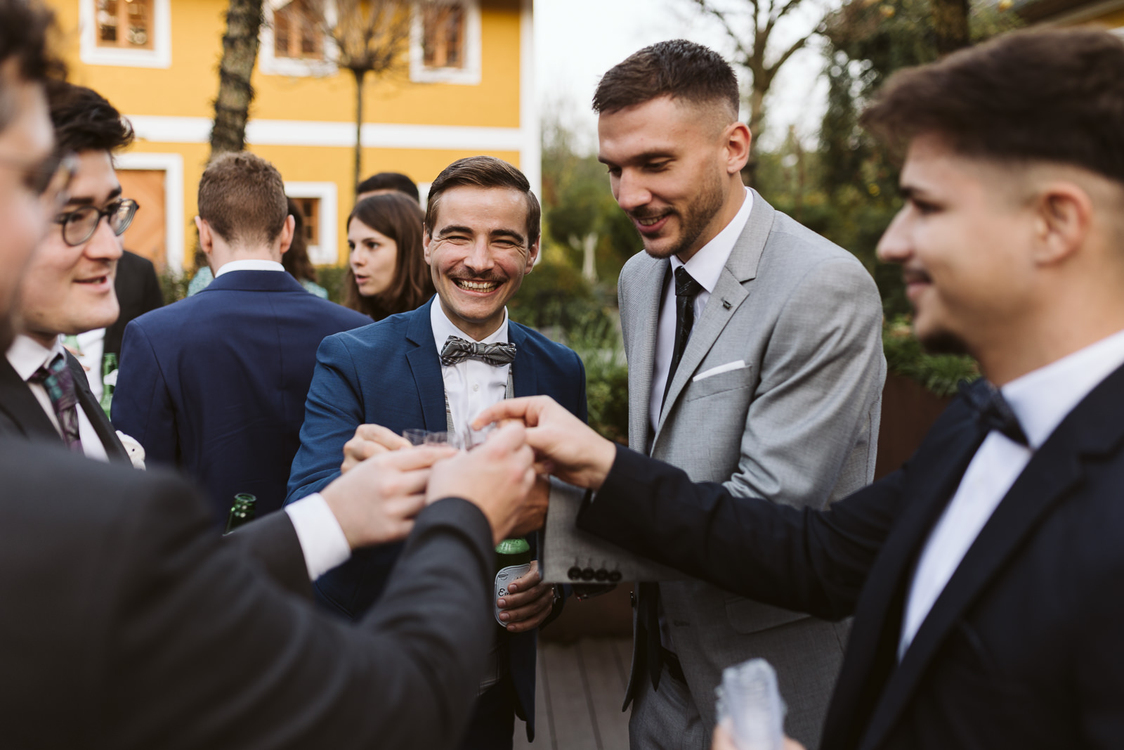 hochzeit der oberhauser kranzing holzhausen ooe indoor herbst hochzeitsreportage hochzeitsfotografin fotografin christiane wolfram 0061
