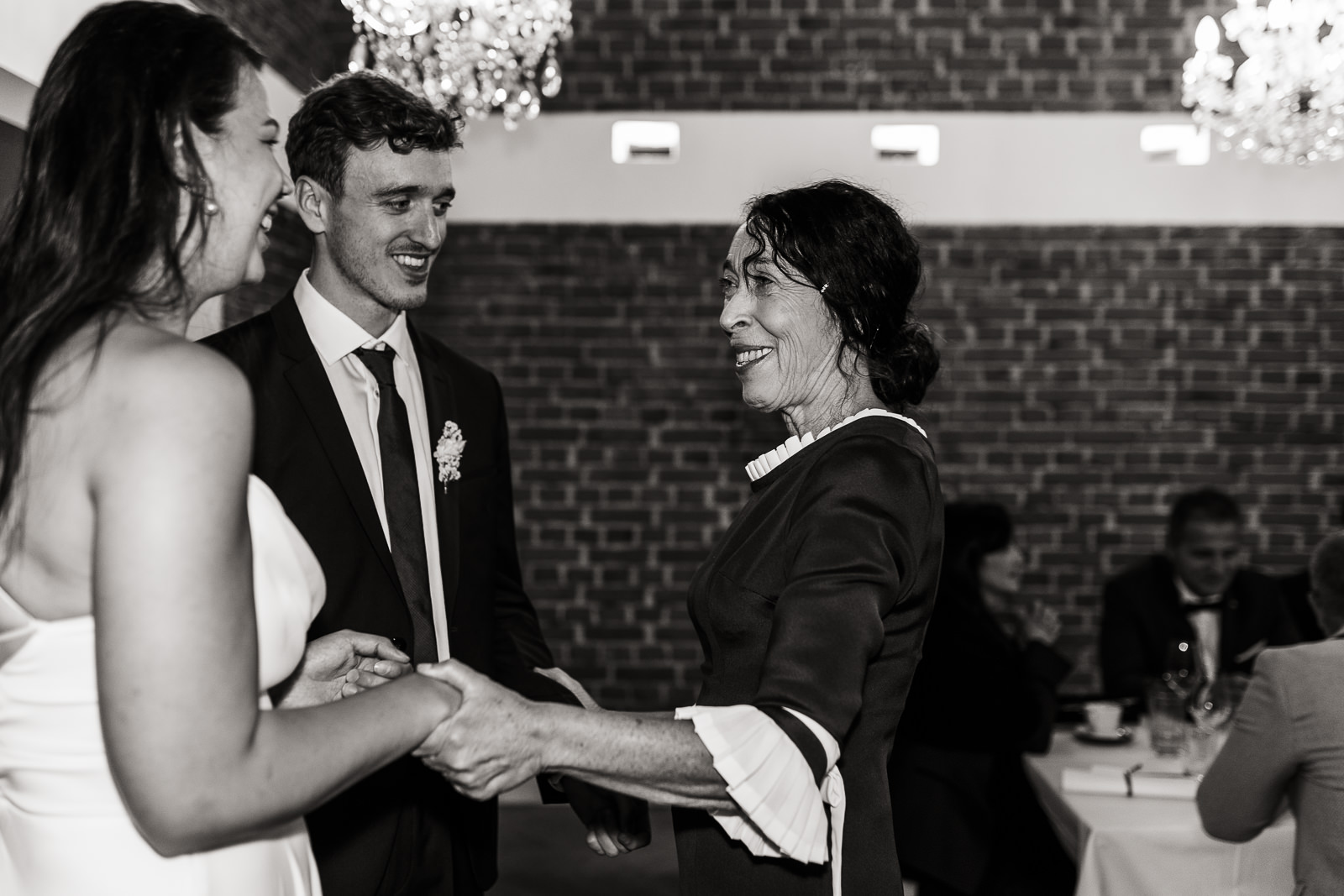 hochzeit der oberhauser kranzing holzhausen ooe indoor herbst hochzeitsreportage hochzeitsfotografin fotografin christiane wolfram 0070