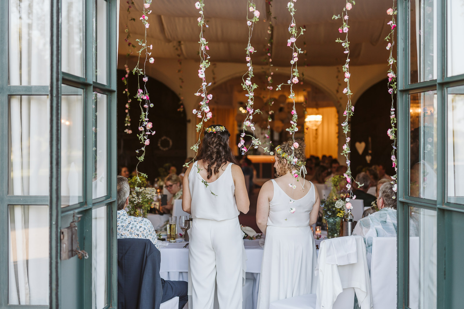 hochzeit moar in gruenbach sarah sophie christiane wolfram 2022 07 16 19 30 27 jpg