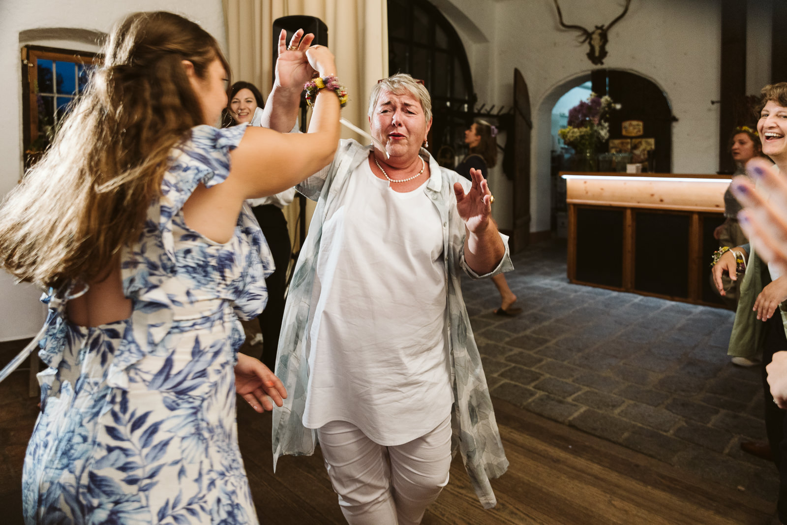 hochzeit moar in gruenbach sarah sophie christiane wolfram 2022 07 16 21 38 27A jpg