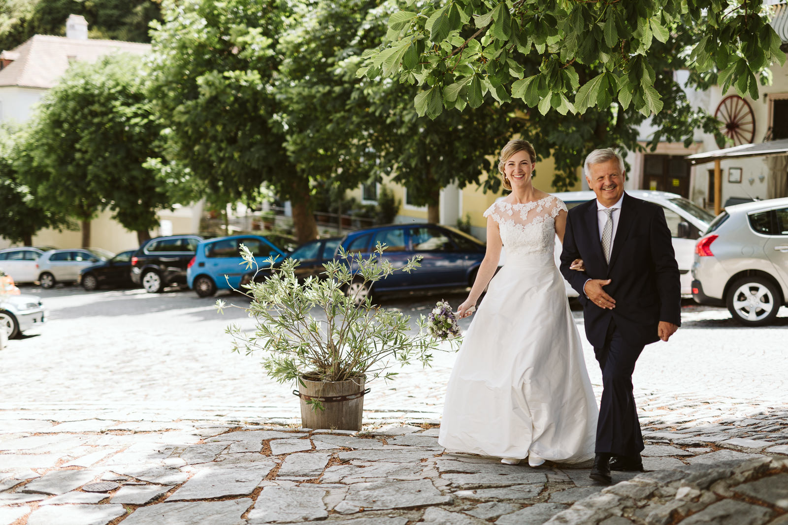 hochzeit schloss spitz an der donau wachau pfarrkirche weinberge hochzeitsfotos hochzeitsfotografin oberoesterreich niederoesterreich fotografin christiane wolfram 0039