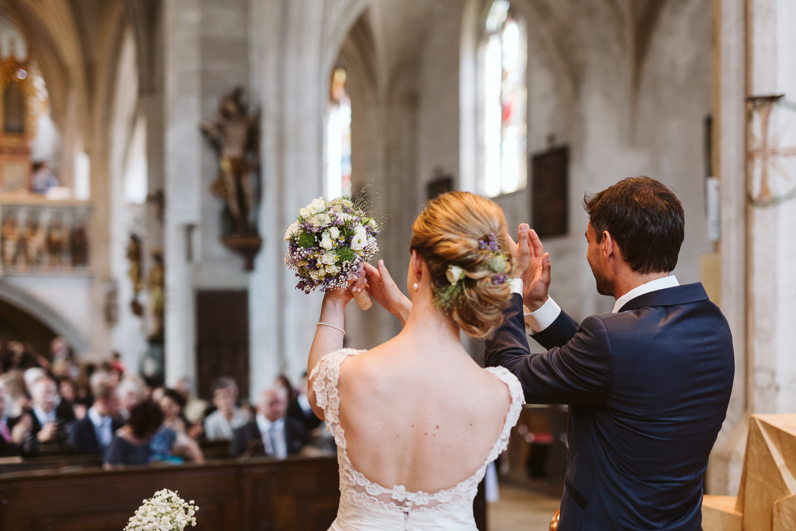 hochzeit schloss spitz an der donau wachau pfarrkirche weinberge hochzeitsfotos hochzeitsfotografin oberoesterreich niederoesterreich fotografin christiane wolfram 0067