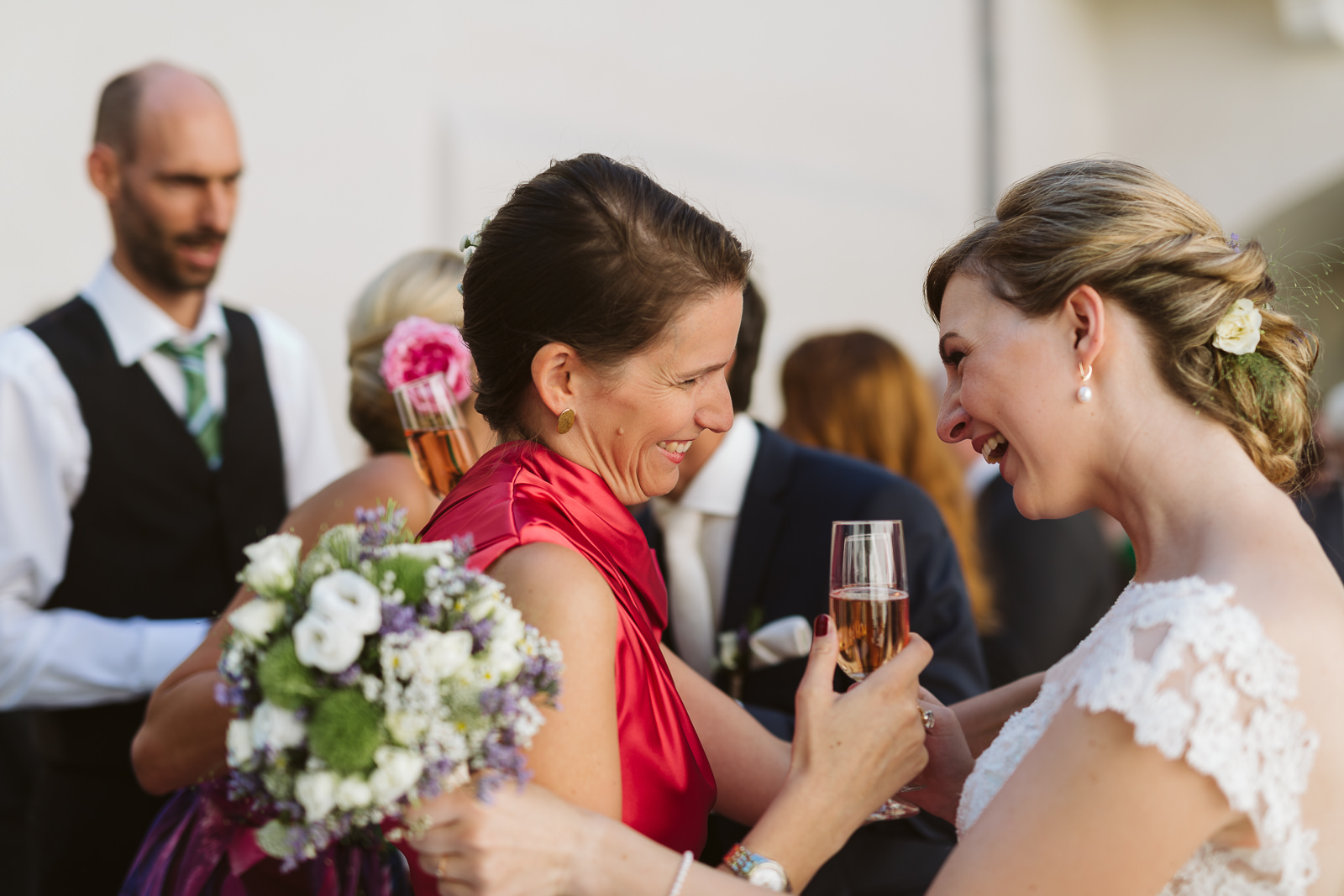 hochzeit schloss spitz an der donau wachau pfarrkirche weinberge hochzeitsfotos hochzeitsfotografin oberoesterreich niederoesterreich fotografin christiane wolfram 0077