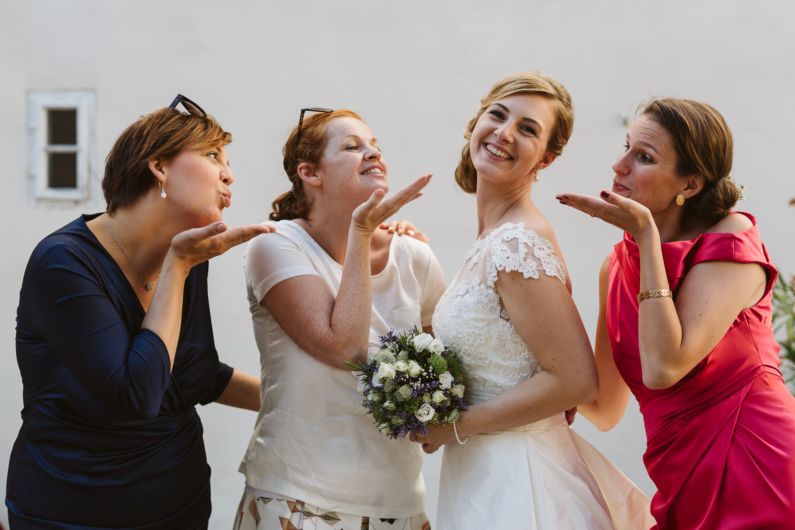 hochzeit schloss spitz an der donau wachau pfarrkirche weinberge hochzeitsfotos hochzeitsfotografin oberoesterreich niederoesterreich fotografin christiane wolfram 0128