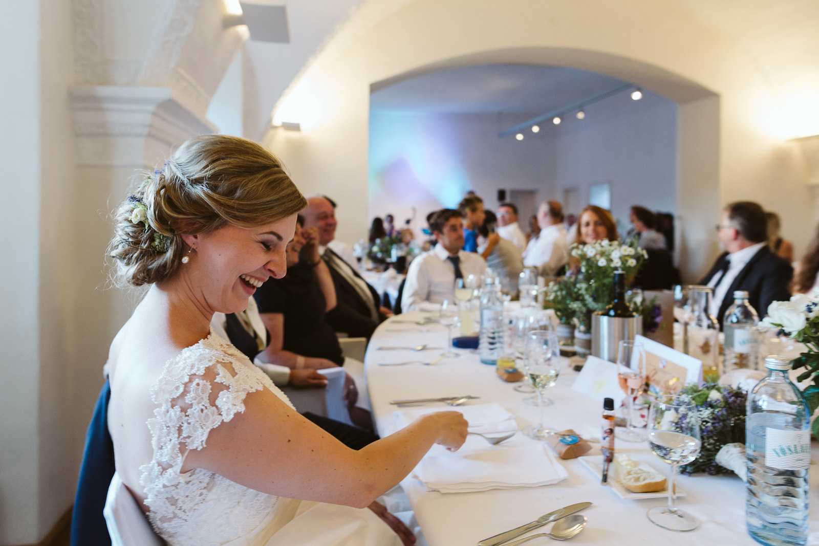 hochzeit schloss spitz an der donau wachau pfarrkirche weinberge hochzeitsfotos hochzeitsfotografin oberoesterreich niederoesterreich fotografin christiane wolfram 0139