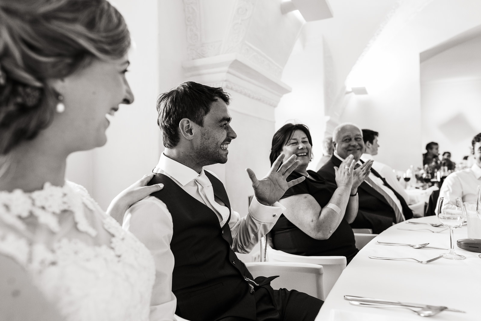 hochzeit schloss spitz an der donau wachau pfarrkirche weinberge hochzeitsfotos hochzeitsfotografin oberoesterreich niederoesterreich fotografin christiane wolfram 0140