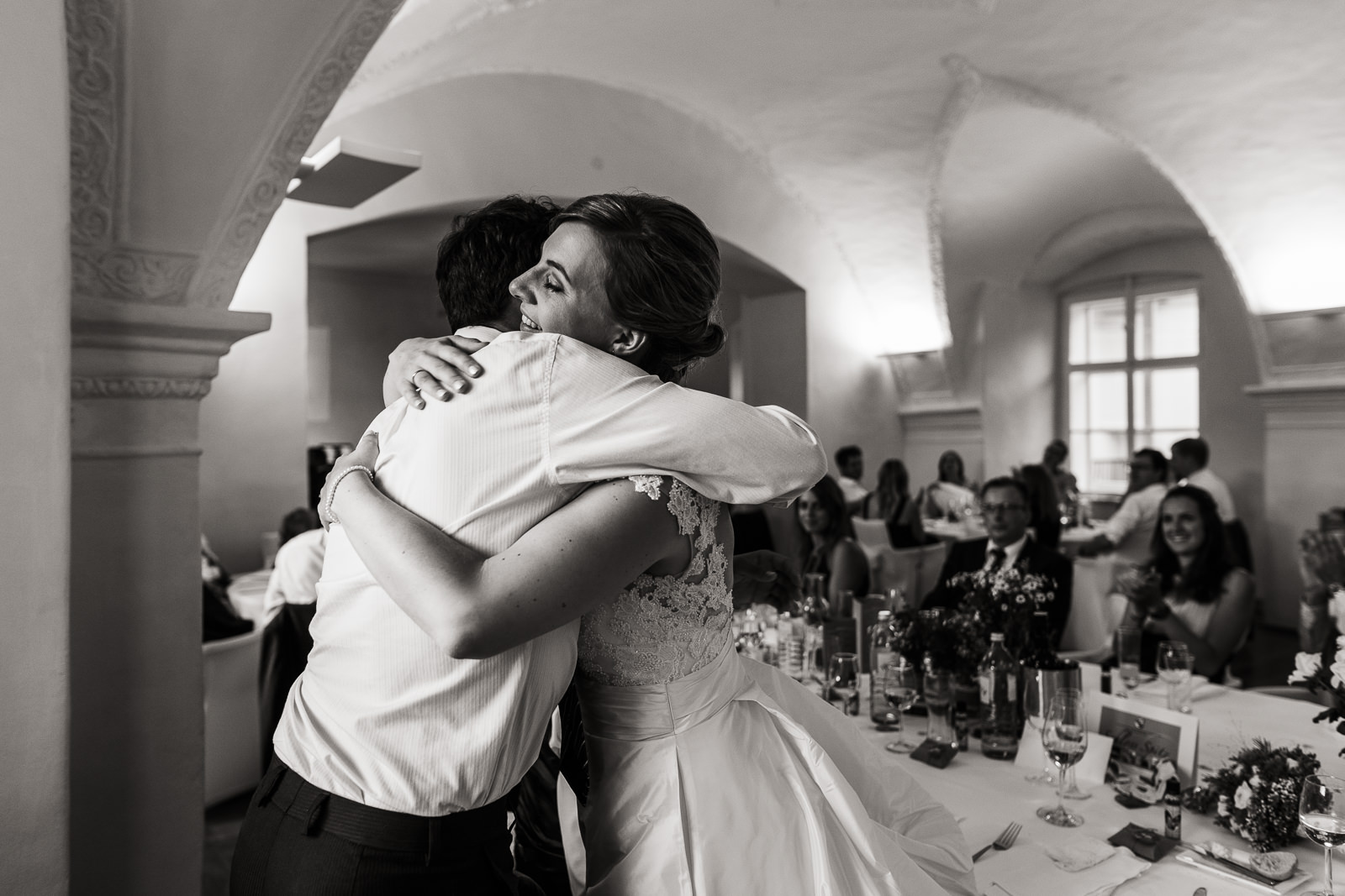 hochzeit schloss spitz an der donau wachau pfarrkirche weinberge hochzeitsfotos hochzeitsfotografin oberoesterreich niederoesterreich fotografin christiane wolfram 0144