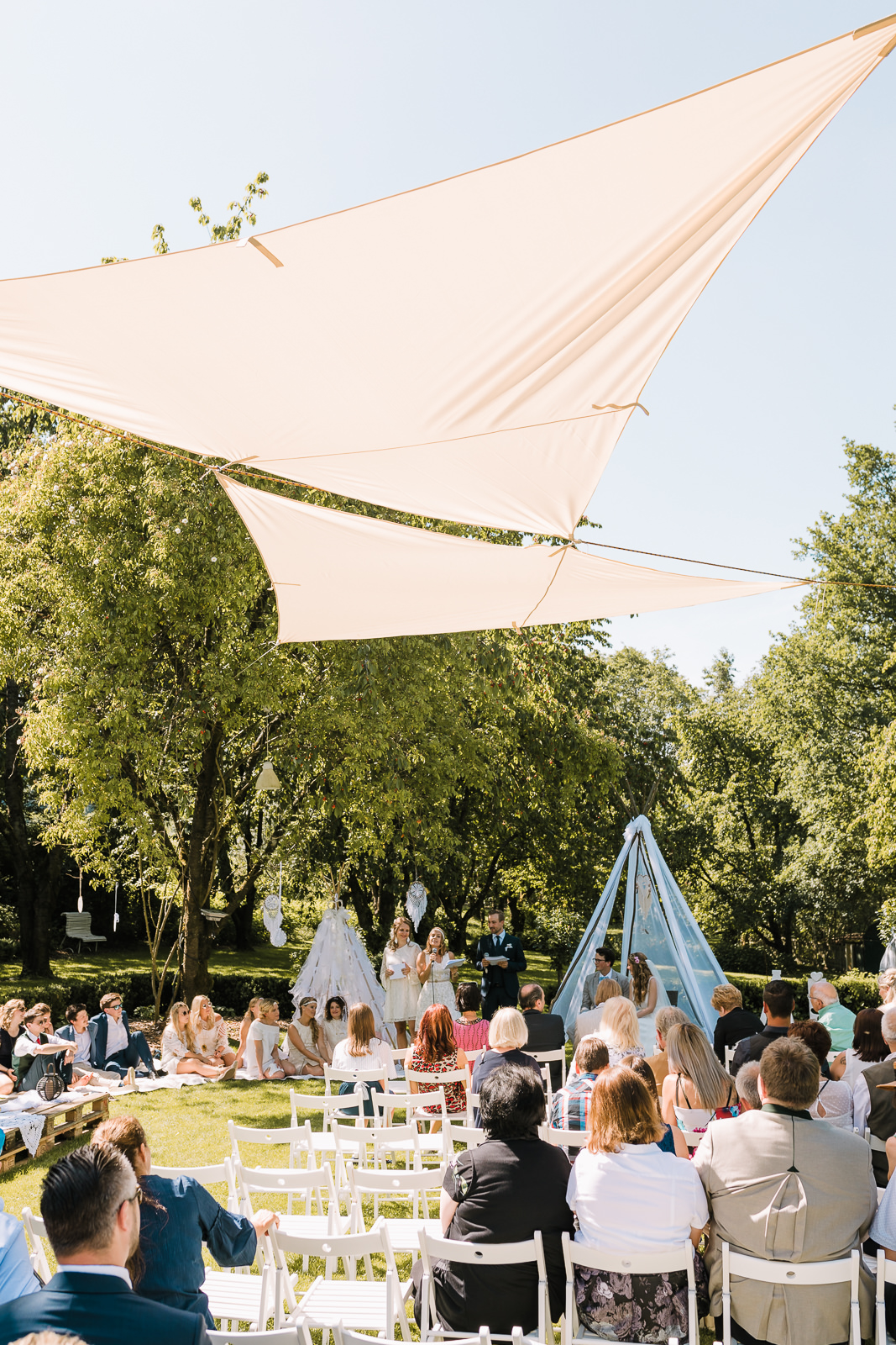 sommerhochzeit oberhauser kranzing outdoor boho oriental wedding christiane wolfram 030