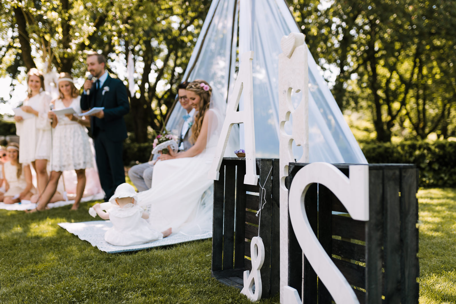 sommerhochzeit oberhauser kranzing outdoor boho oriental wedding christiane wolfram 031