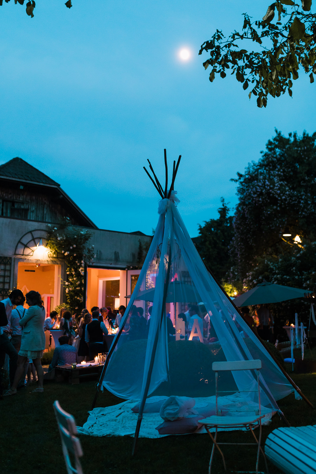 sommerhochzeit oberhauser kranzing outdoor boho oriental wedding christiane wolfram 123