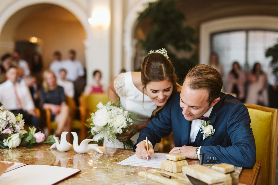 sommerhochzeit steyr schloss lamberg standesamt h c christiane wolfram 066 scaled