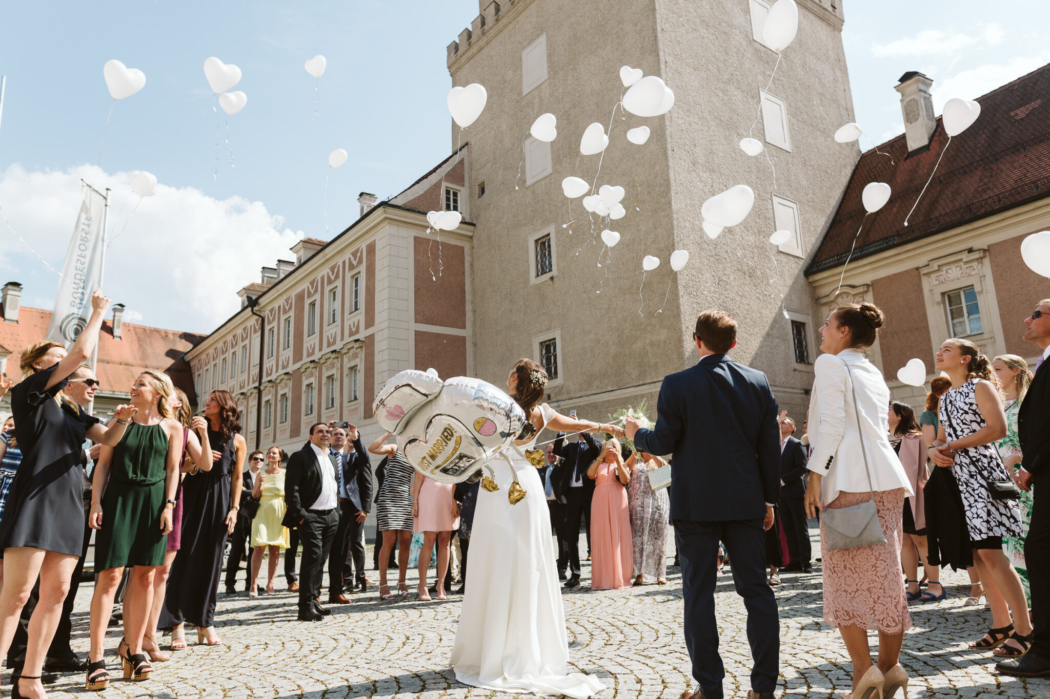 sommerhochzeit steyr schloss lamberg standesamt h c christiane wolfram 082