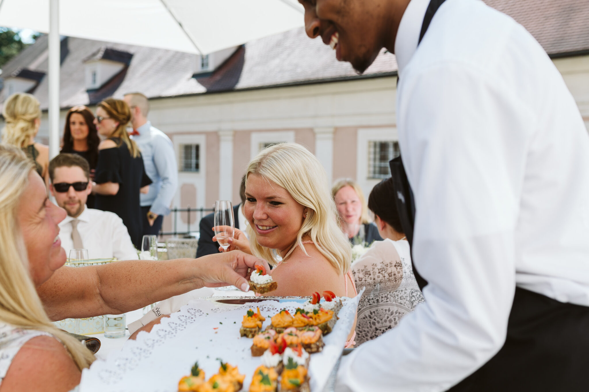 sommerhochzeit steyr schloss lamberg standesamt h c christiane wolfram 092