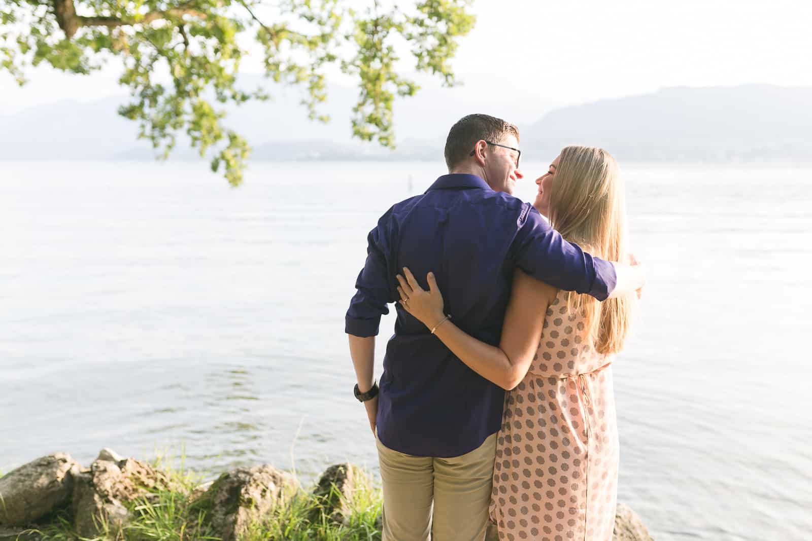 engagementshooting paarfotos couplesession engagement verlobungsfotos hochzeitsfotos hochzeitsfotografin traunsee gmunden oberösterreich 05 christiane eckl 2016 08 15 18 03 10