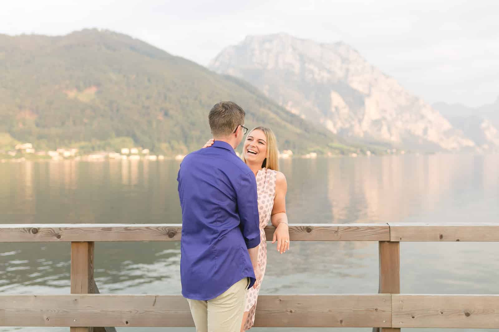 engagementshooting paarfotos couplesession engagement verlobungsfotos hochzeitsfotos hochzeitsfotografin traunsee gmunden oberösterreich 18 christiane eckl 2016 08 15 18 35 23