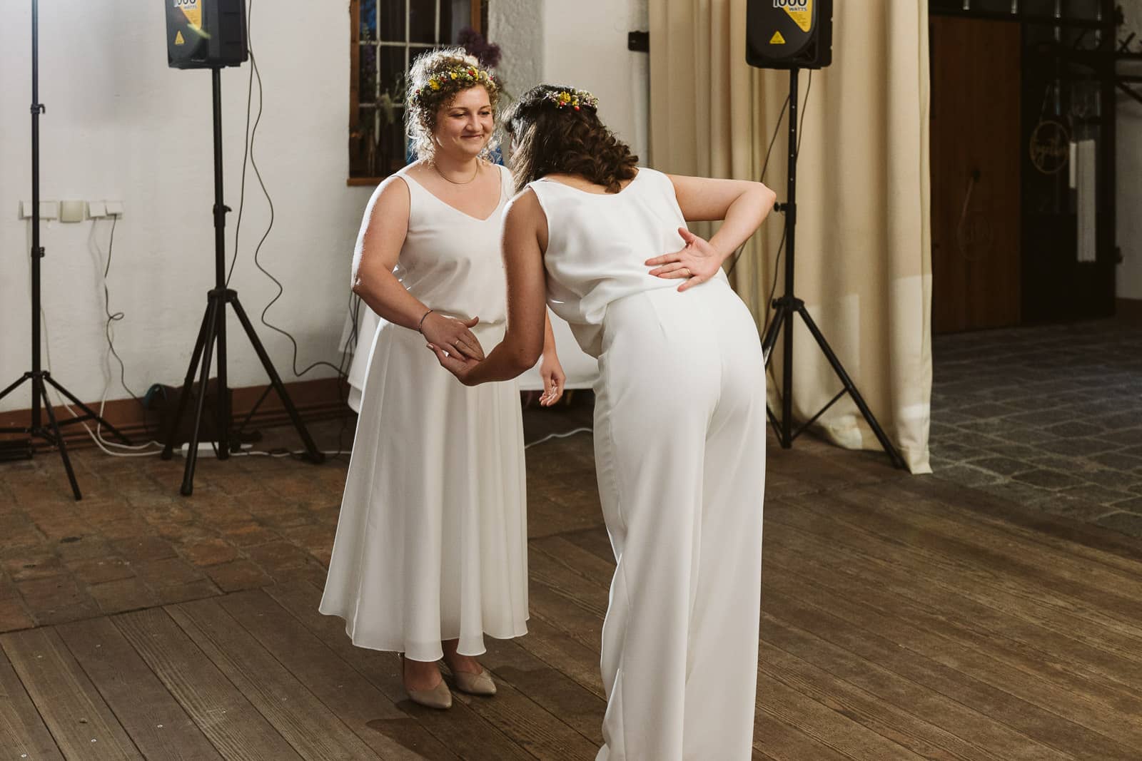 moar in gruenbach hochzeit location fotograf loveislove freie trauung 278 christiane wolfram 2022 07 16 21 31 19