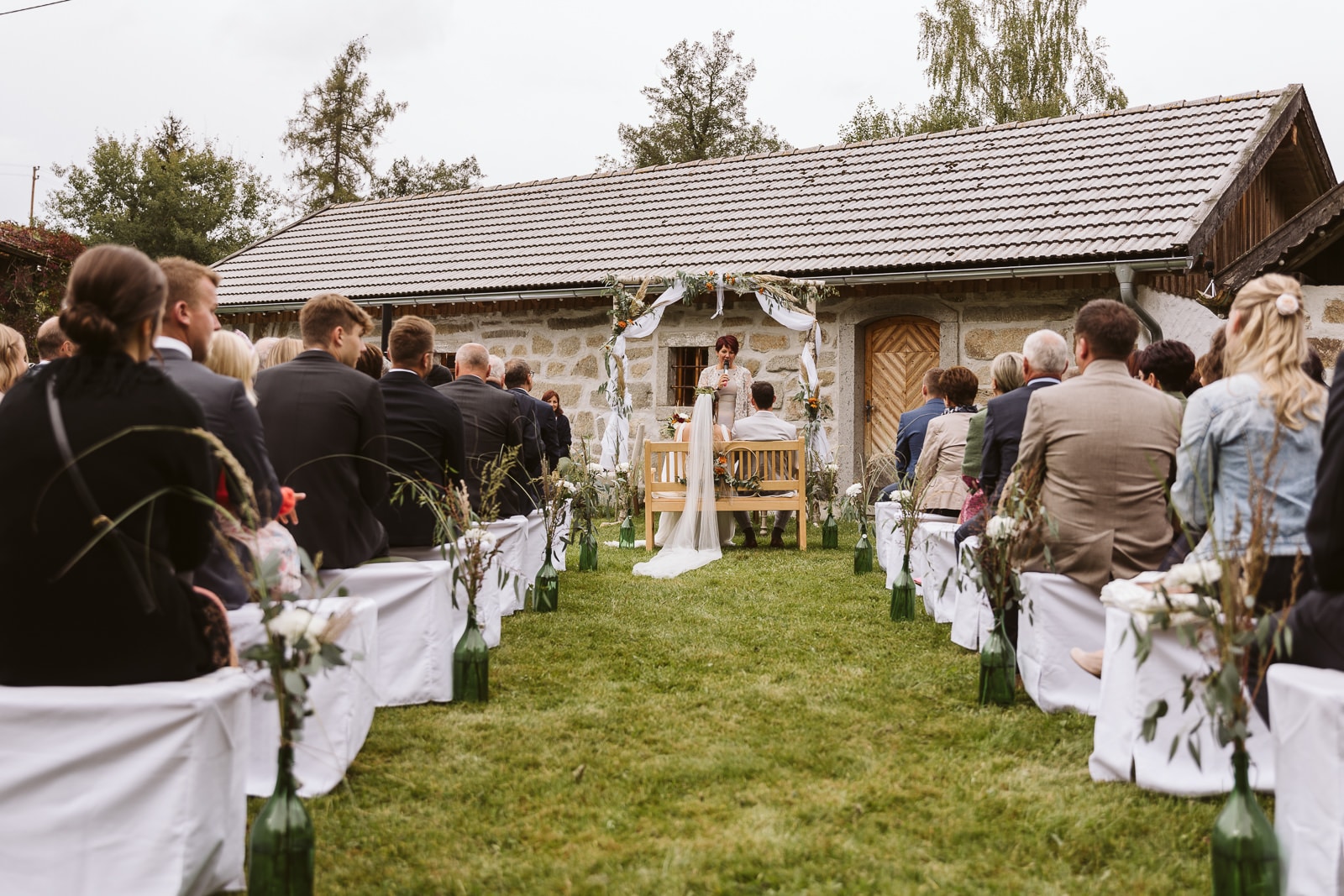 hochzeit freistadt standesamt muehlendorf reichenthal muehlenwegverein outdoorhochzeit muehlviertel oberoesterreich hochzeitsfotografin fotografin christiane wolfram 0047
