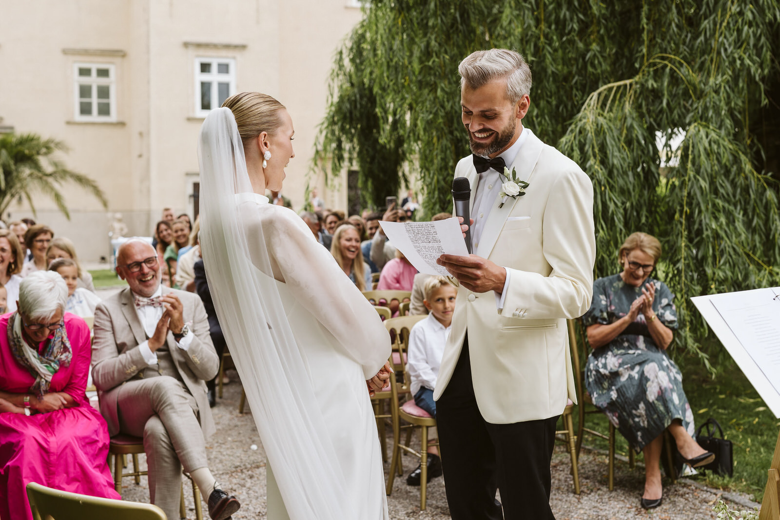 Antonia & Stefan Guest Gallery